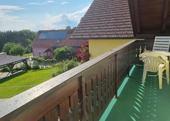 1 Zimmer Wohnung In Thermennaehe Fuer 2 Personen